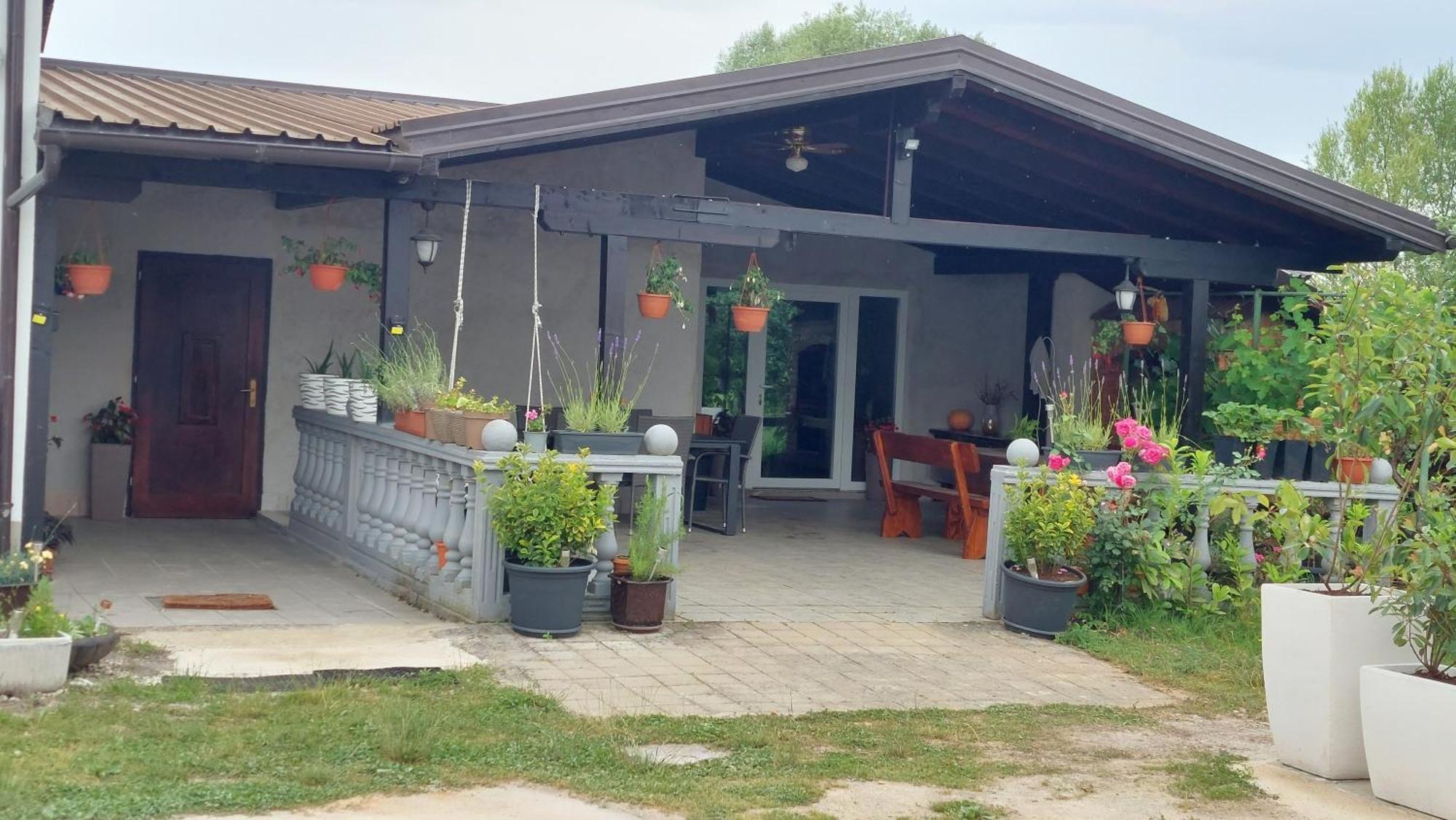Kod Ane Apartment Belavici Luaran gambar