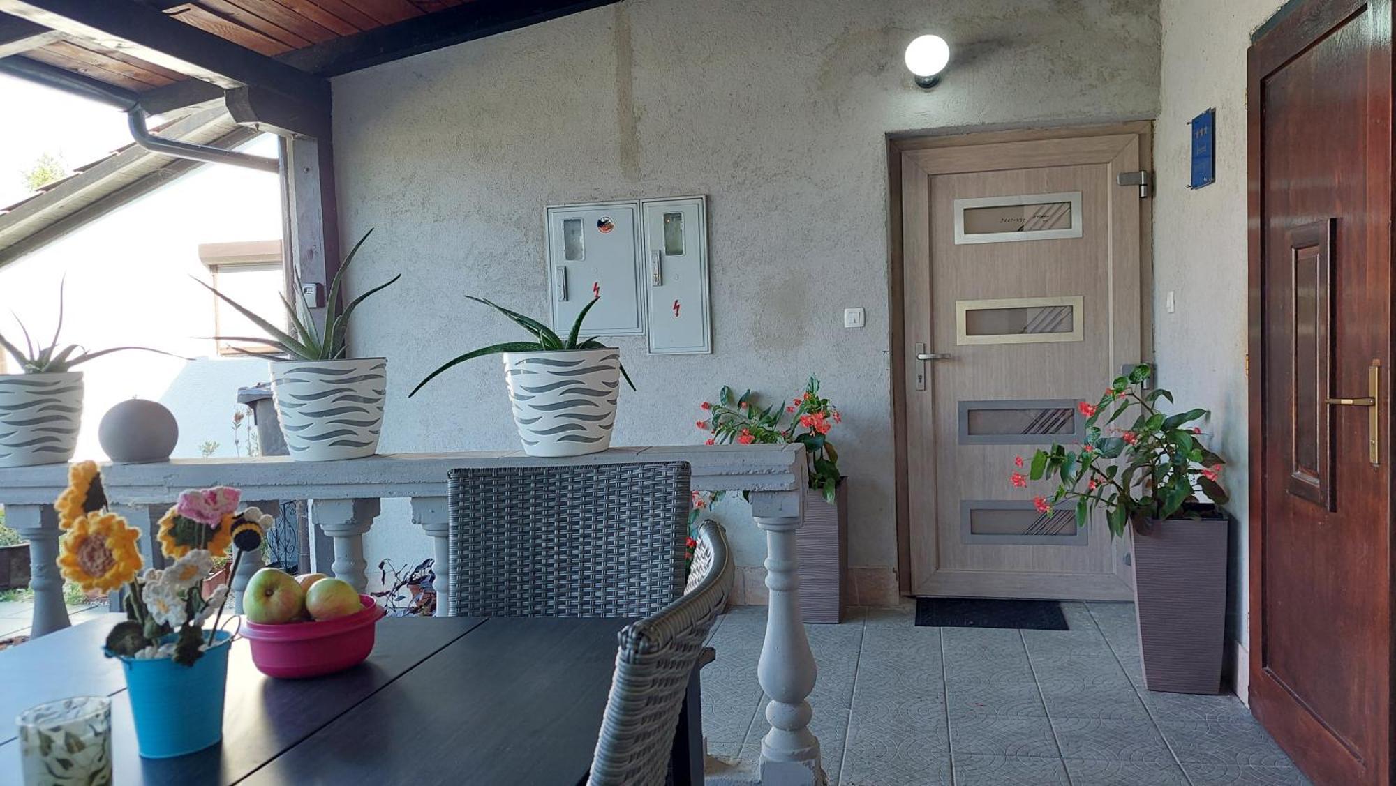 Kod Ane Apartment Belavici Luaran gambar